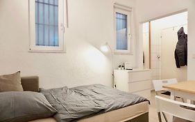 Gemuetliches Kleines Studio-Apartment In Top Lage Naehe Karlsruhe Innenstadt Mit Klimaanlage