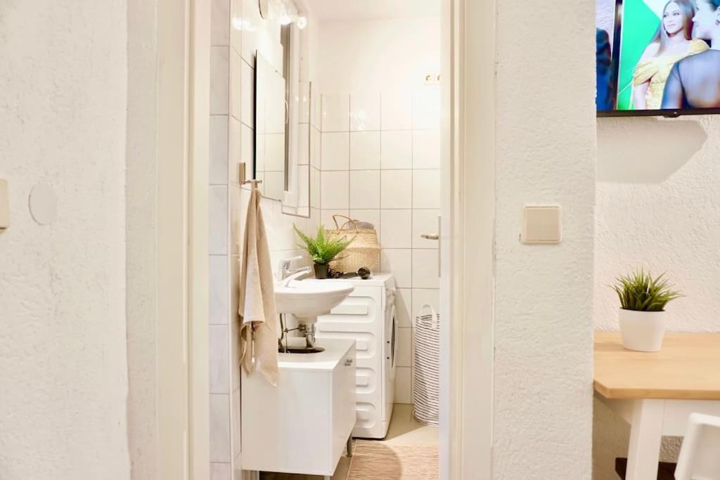 Gemutliches Kleines Studio-Apartment In Top Lage Nahe Karlsruhe Innenstadt Mit Klimaanlage Exterior foto