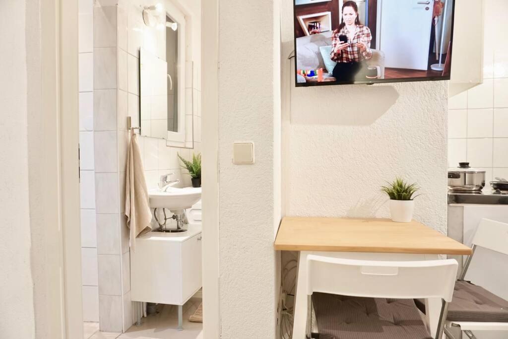 Gemutliches Kleines Studio-Apartment In Top Lage Nahe Karlsruhe Innenstadt Mit Klimaanlage Exterior foto